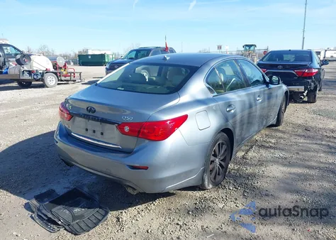 2015 Infiniti Q50 Premium z USA, uszkodzony, nr VIN JN1BV7AR1FM395178